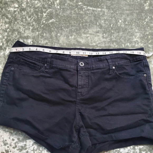 Torrid Denim Black Cuffed Shorts - Picture 3 of 7
